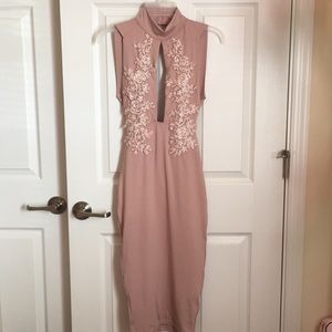 Oval and Out Hand Embellished Midi Dress in Blush